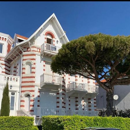 Chambre Sur La Falaise De Pontaillac Vaux-sur-Mer Kültér fotó